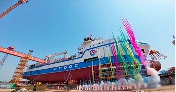 中国大船横空出世外媒急了, 碳纤维突破藏着什么秘密?