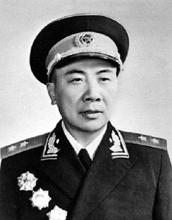 1968年, 曾思玉赴东湖客舍与毛主席长谈: 听说你家有位穆桂英是谁
